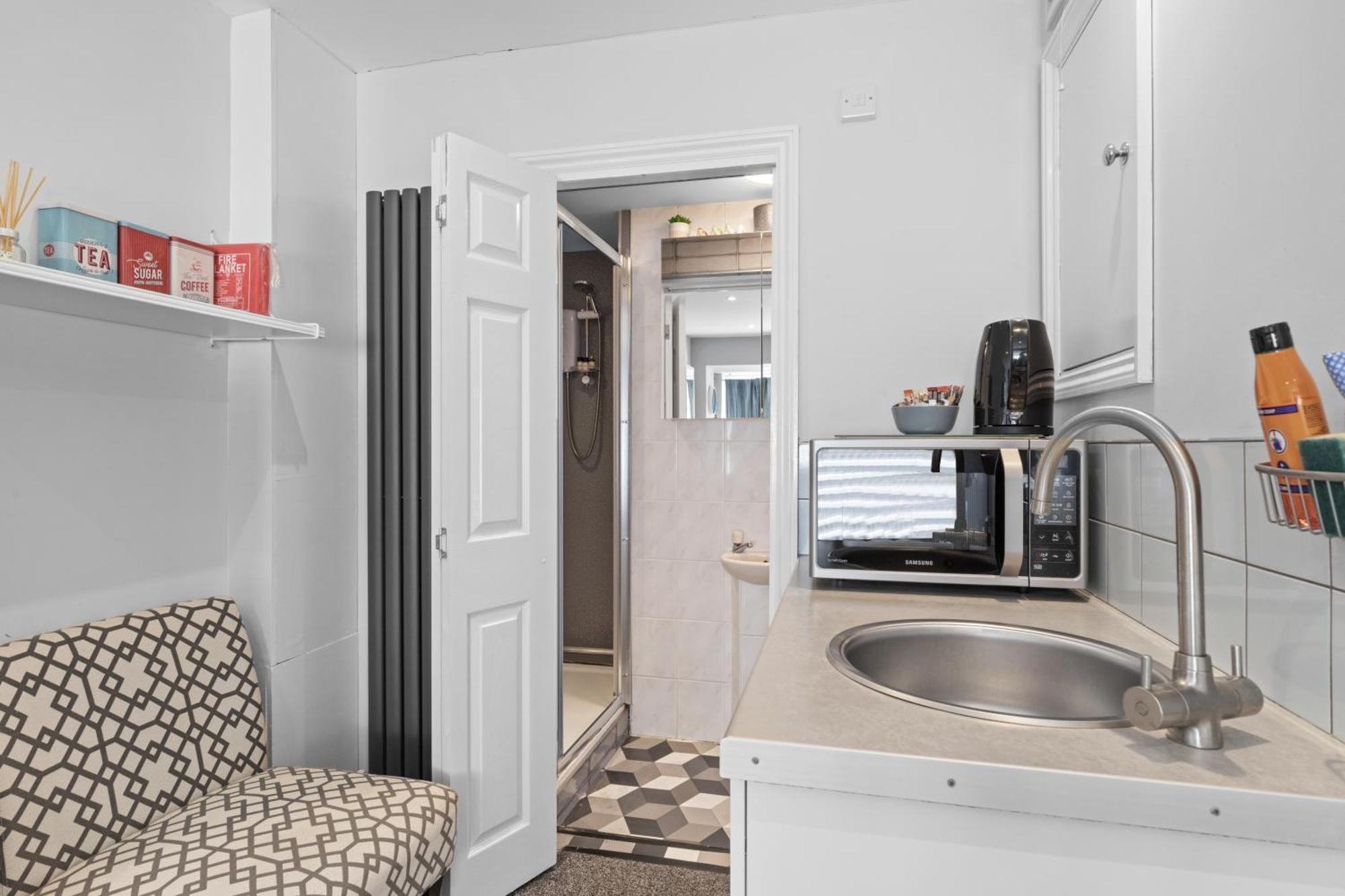 Rottingdean Boutique Studio Apartment By The Sea Brighton Bagian luar foto